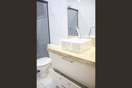 Banheiro  de apartamento para alugar com 1 quarto, 51m² em Osvaldo Cruz, São Caetano do Sul