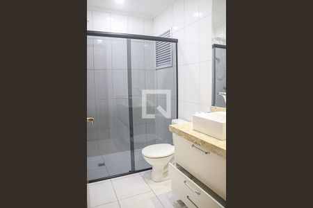 Banheiro  de apartamento para alugar com 1 quarto, 51m² em Osvaldo Cruz, São Caetano do Sul