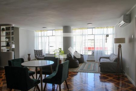 Apartamento à venda com 250m², 4 quartos e 2 vagasSala