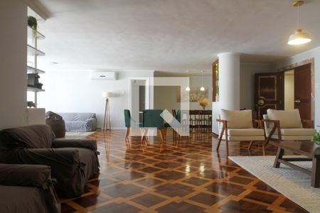 Apartamento à venda com 250m², 4 quartos e 2 vagasSala