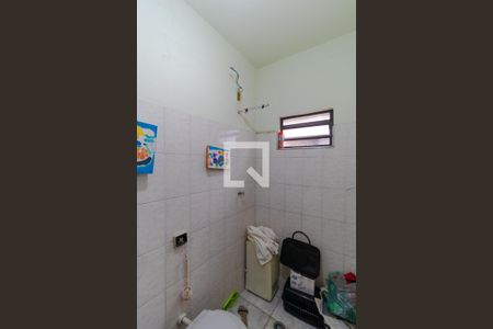 Banheiro 02 de casa à venda com 3 quartos, 167m² em Cambuí, Campinas