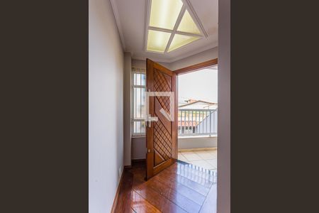 Sala de casa à venda com 3 quartos, 300m² em Vila Silvestre, Santo André