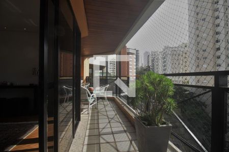 Varanda gourmet de apartamento à venda com 4 quartos, 200m² em Jardim Ampliação, São Paulo