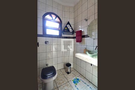 Lavabo de casa para alugar com 4 quartos, 353m² em Parque Jaçatuba, Santo André
