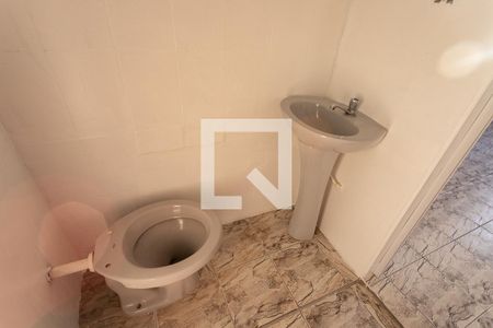 Banheiro  de casa para alugar com 1 quarto, 37m² em Casa Grande, Diadema