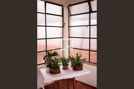 Sala de casa à venda com 3 quartos, 70m² em Jardim dos Prados, São Paulo