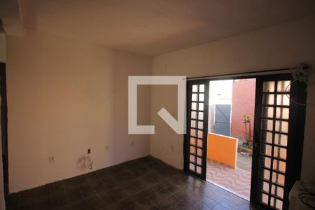 Sala de casa para alugar com 3 quartos, 140m² em Barro Vermelho, São Gonçalo