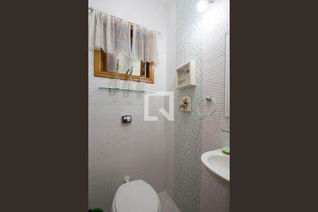 Lavabo de casa de condomínio para alugar com 2 quartos, 90m² em Vila São João, Guarulhos
