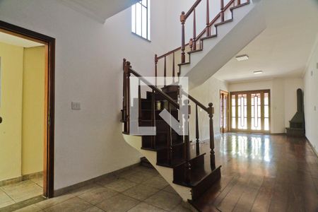 Sala de casa à venda com 3 quartos, 220m² em Parque Maria Domitila, São Paulo