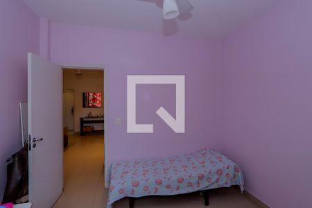 Quarto 1 de apartamento à venda com 2 quartos, 70m² em Copacabana, Rio de Janeiro