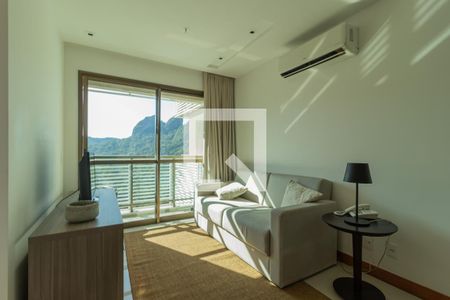 Sala de apartamento para alugar com 1 quarto, 36m² em Jacarepaguá, Rio de Janeiro