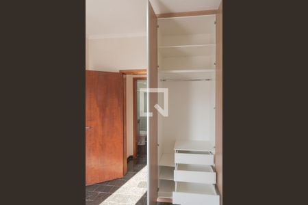 Quarto - Armários de apartamento para alugar com 1 quarto, 45m² em Residencial Parque da Fazenda, Campinas