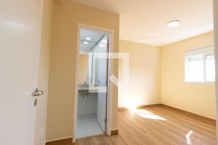 Suíte de apartamento à venda com 3 quartos, 82m² em Vila Paiva, São Paulo