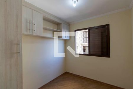 Quarto 1 de apartamento à venda com 3 quartos, 68m² em Vila Araguaia, São Paulo