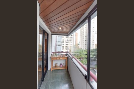 Varanda de apartamento à venda com 2 quartos, 115m² em Indianópolis, São Paulo