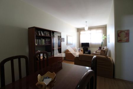 Apartamento à venda com 92m², 2 quartos e 1 vagaSala