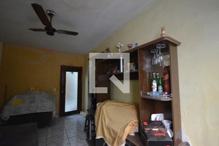 Sala de apartamento à venda com 2 quartos, 50m² em Penha Circular, Rio de Janeiro