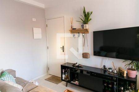 Sala   de apartamento à venda com 2 quartos, 47m² em Vila Gustavo, São Paulo