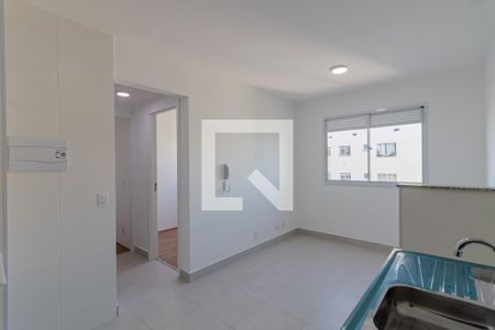 Sala de apartamento à venda com 2 quartos, 32m² em Parque Sevilha, São Paulo