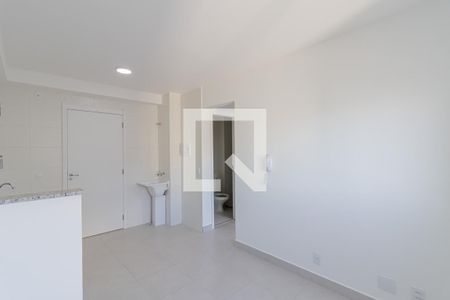 Sala de apartamento à venda com 2 quartos, 32m² em Parque Sevilha, São Paulo