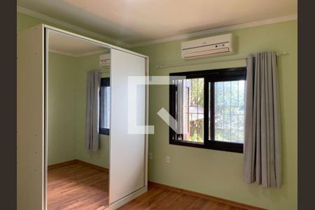 Casa à venda com 3 quartos, 362m² em São Sebastião, Porto Alegre