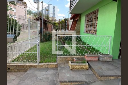 Casa à venda com 3 quartos, 362m² em São Sebastião, Porto Alegre