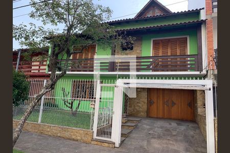 Casa à venda com 3 quartos, 362m² em São Sebastião, Porto Alegre