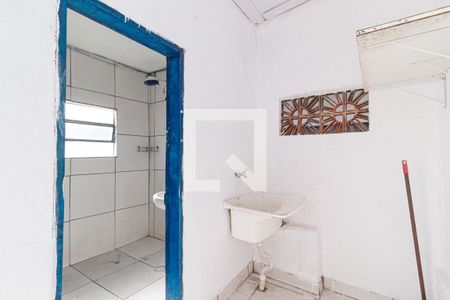 Área de serviço de casa para alugar com 1 quarto, 40m² em Santo Antônio, Osasco