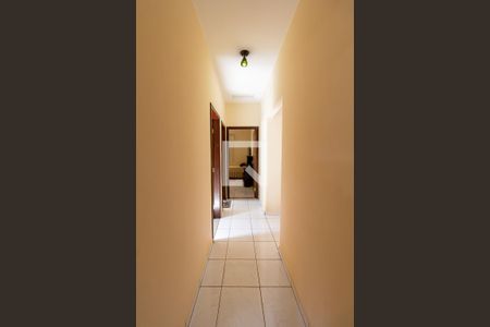 Corredor Quartos de casa à venda com 4 quartos, 318m² em Vila Lageado, São Paulo