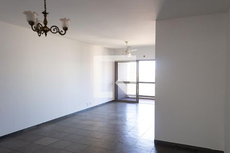 Sala de apartamento para alugar com 3 quartos, 90m² em Centro, Ribeirão Preto