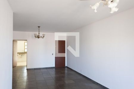 Sala de apartamento para alugar com 3 quartos, 90m² em Centro, Ribeirão Preto