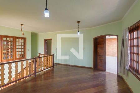 Sala 2 de casa à venda com 4 quartos, 270m² em Jardim Magnólia, Campinas