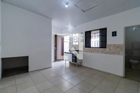 Sala/Quarto de casa para alugar com 1 quarto, 30m² em Vila Gumercindo, São Paulo