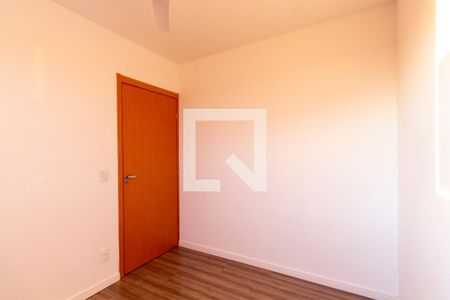 Quarto 1 de apartamento para alugar com 2 quartos, 49m² em São Luiz, Gravataí