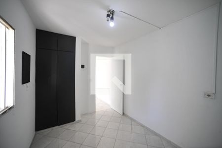 Quarto de casa para alugar com 1 quarto, 50m² em Vila Prudente, São Paulo