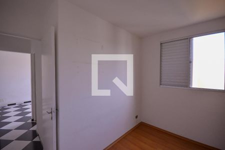 Quarto 2 de apartamento para alugar com 2 quartos, 50m² em Vila Caraguata, São Paulo