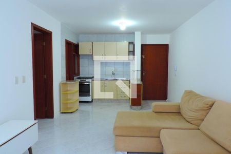 Sala de apartamento para alugar com 1 quarto, 45m² em Carvoeira, Florianópolis