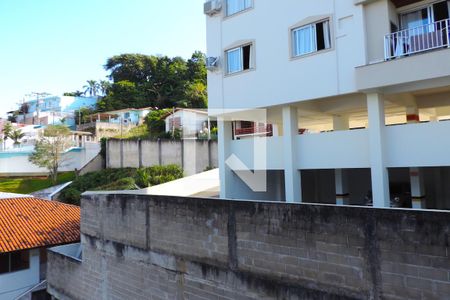 Quarto 1 - Vista de apartamento para alugar com 1 quarto, 45m² em Carvoeira, Florianópolis