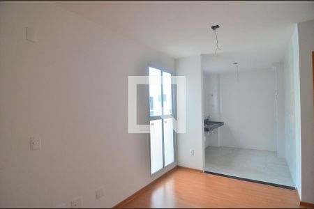 Sala  de apartamento à venda com 2 quartos, 40m² em Igara, Canoas