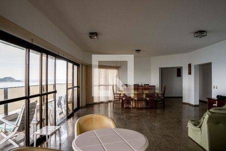 Sala de apartamento para alugar com 4 quartos, 250m² em Jardim Astúrias, Guarujá