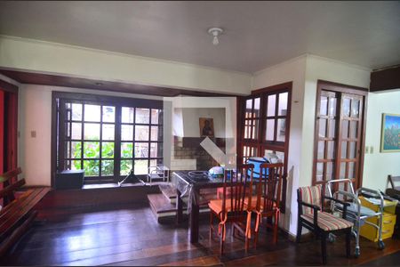 Sala de casa à venda com 4 quartos, 333m² em Igara, Canoas