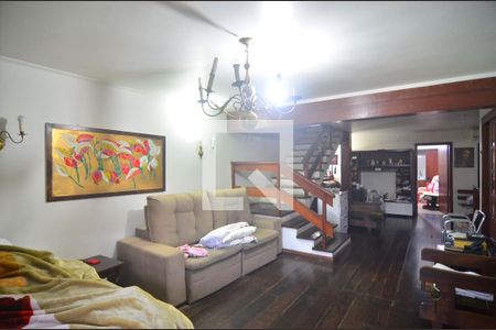 Sala de casa à venda com 4 quartos, 333m² em Igara, Canoas