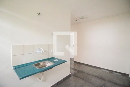 Sala/Cozinha de casa de condomínio para alugar com 1 quarto, 50m² em Itaquera, São Paulo