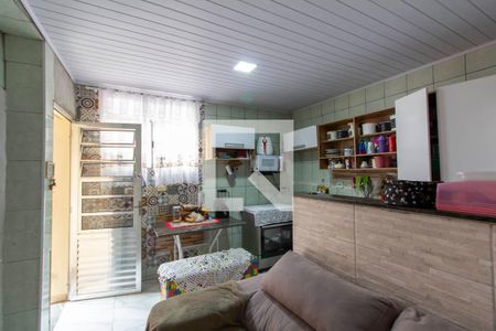 Casa à venda com 55m², 2 quartos e 1 vagaSala 