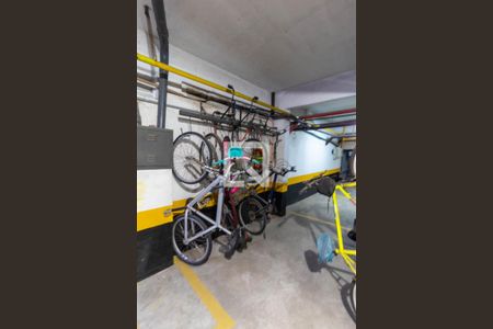 Bicicletário de apartamento à venda com 2 quartos, 60m² em Vila Londrina, São Paulo