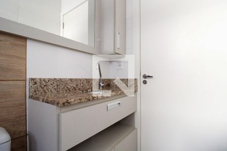 Casa de condomínio à venda com 60m², 2 quartos e 1 vaga Casa de condomínio à venda com 60m², 2 quartos e 1 vagaBanheiro