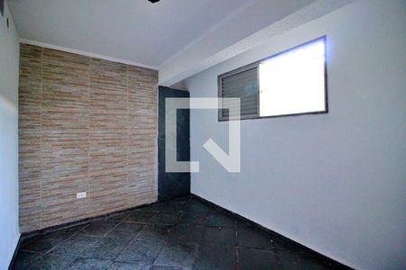 Quarto 2 de casa para alugar com 2 quartos, 63m² em Vila Francisco Matarazzo, Santo André