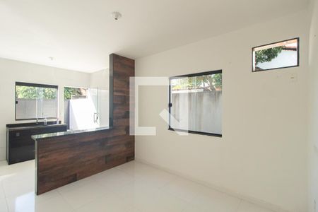 Sala de casa para alugar com 2 quartos, 64m² em Campo Grande, Rio de Janeiro