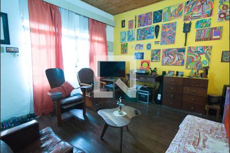 Sala de casa à venda com 4 quartos, 130m² em Vila Mariana, São Paulo