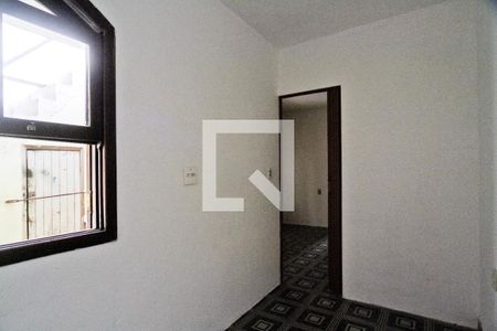 Quarto 1 de casa para alugar com 1 quarto, 50m² em Vila Zat, São Paulo